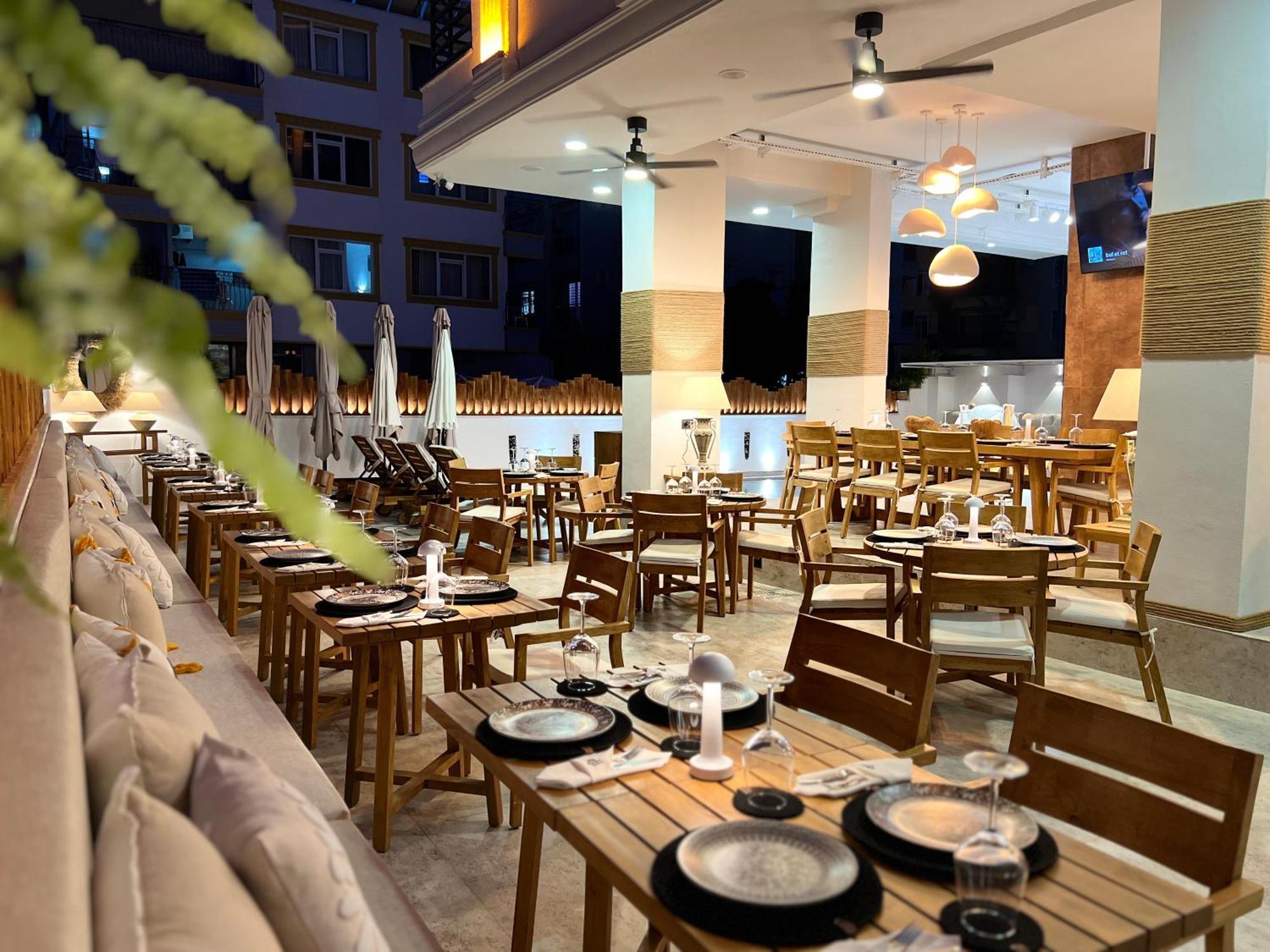 Oji Hotel Аланя Екстериор снимка